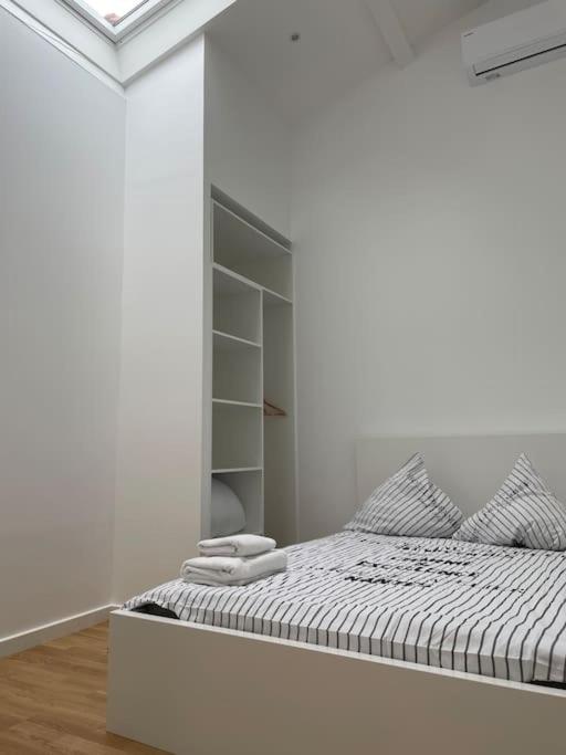 Appartement Atypique Et Fraichement Renove Saint-Vallier  Extérieur photo